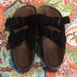black birkenstock